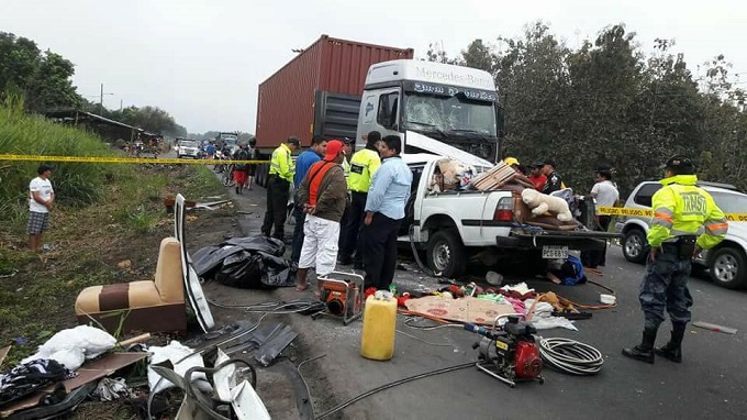 Fatal accidente de tránsito cobra 2 vidas en la vía Quevedo – Buena Fe