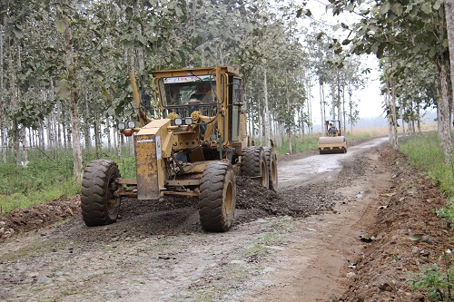 Provincia de Los Ríos se alista para el invierno arreglando vías  rurales