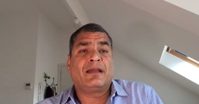 Rafael Correa regresa a Ecuador este viernes