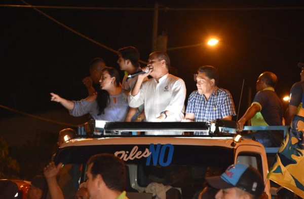 Correa visita El Oro por campaña del NO de la Consulta Popular