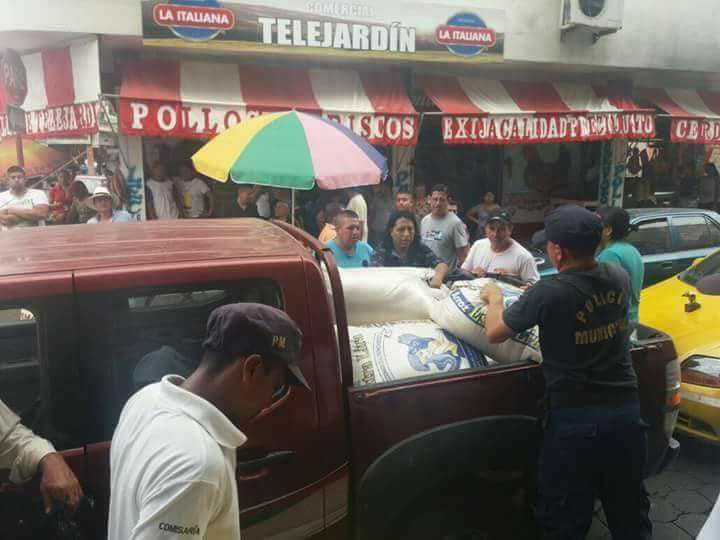 Decomisan supuesto arroz con plástico en Naranjal