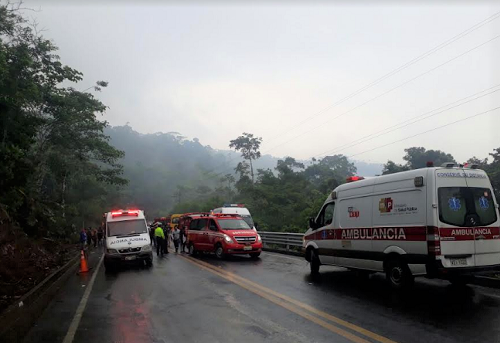 Centros ECU 911 Macas y Ambato coordinan atención en accidente de tránsito en la vía Macas- Puyo