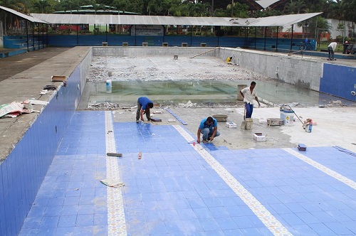 Quevedo: Remodelan piscina del Complejo Municipal
