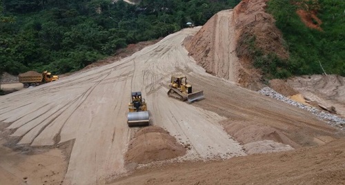 Avanza la construcción de la vía Zumbi-Dorado-Guayzimi