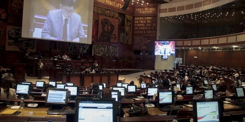 La Asamblea Nacional elige hoy reemplazo de José Serrano