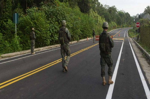 Ecuador investiga a 22 personas por atentados en la frontera