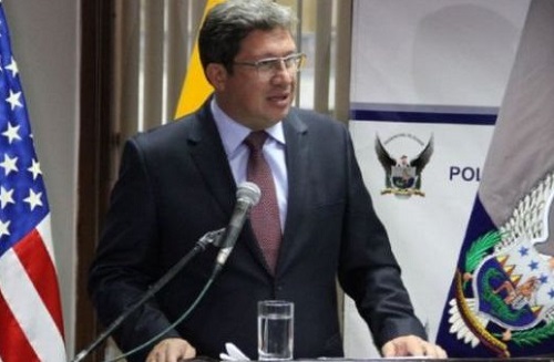 Ministro César Navas se reunirá con presidente Moreno y tomará “una decisión muy personal”