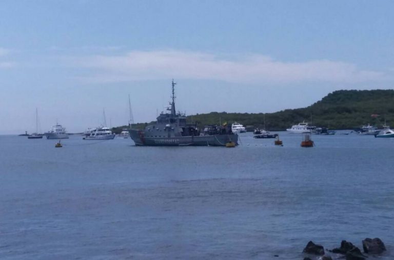 Armada colombiana rescata a 17 migrantes ecuatorianos en el mar Caribe
