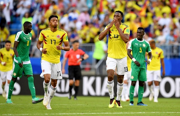 Con gol de Yerry Mina Colombia va a octavos de final