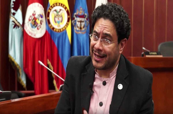 Iván Cepeda: “Es hora de que Uribe responda ante la justicia”