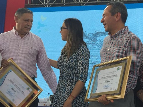 Municipio de Quevedo recibió certificación por alcanzar el desarrollo saludable