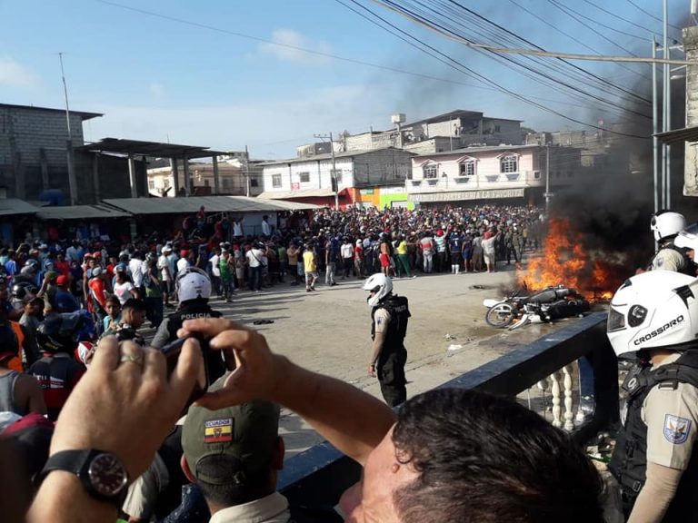 Turba acaba con la vida de tres personas en Posorja