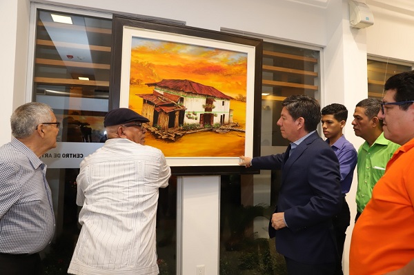 Con exposición de pintura se rindió homenaje al maestro Edwin Zúñiga
