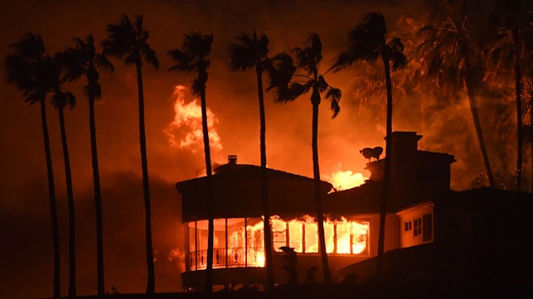 El incendio más mortífero se controla en california