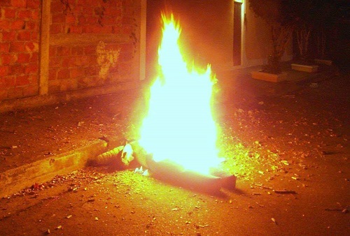 Municipalidad de Babahoyo enfatiza recomendaciones para quema de monigotes