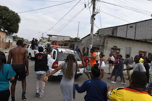 En Guayaquil, hombre fué capturado minutos después de asesinar a un joven