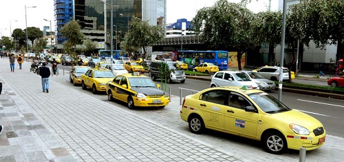 Cada taxista recibirá $ 50 al mes para compensar subida de la gasolina -  ALDIA | Noticias de Los Ríos, Ecuador y el mundo