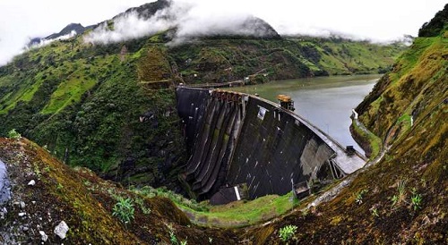 De acuerdo al Gobierno de Moreno tres hidroeléctricas se podrían concesionar por 2.000 millones de dólares