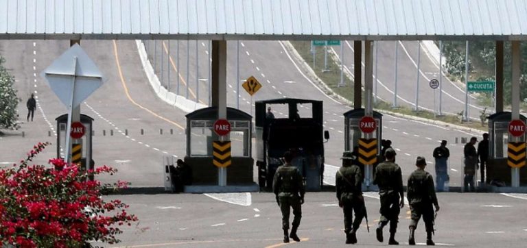 Oposición venezolana denuncia mayor bloqueo a puente fronterizo