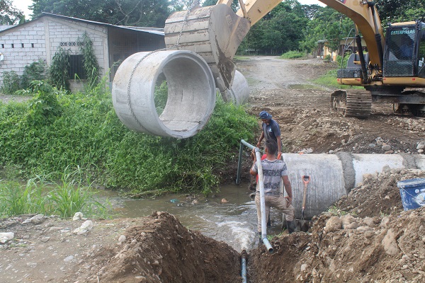 La Esperanza: Barrio Lindo se beneficia de la obra municipal