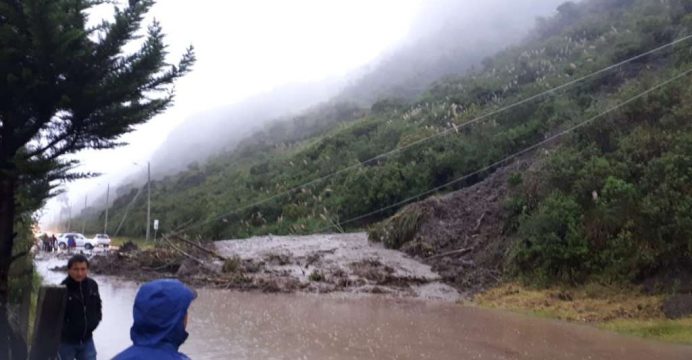 Las lluvias no perdonan a Manabí, Guayas y Pichincha