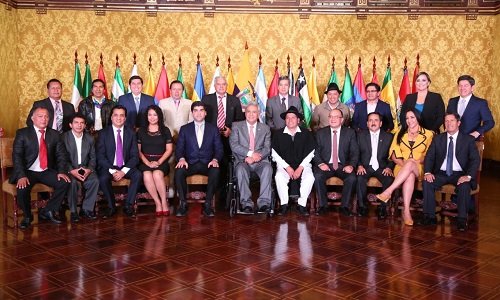 Prefectos virtuales se reúnen con presidente Moreno