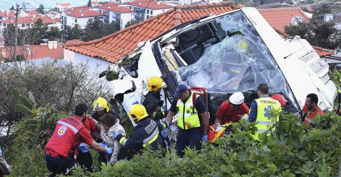 Accidente de bus en Portugal deja al menos 29 muertos