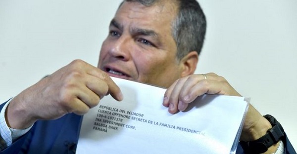 Por esto Facebook habría cerrado la cuenta del ex presidente Rafael Correa