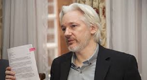 Condenan a Julian Assange, el fundador de WikiLeaks, a 50 semanas de cárcel
