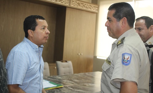 Alcalde de Quevedo John Salcedo recibió visita protocolaria de la Policía Nacional
