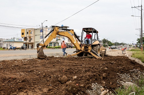 Babahoyo: Avanza obra en la Avenida universitaria