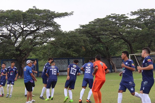 Jóvenes de la Escuela Oficial Club Sport Emelec Quevedo ya son probados en Guayaquil