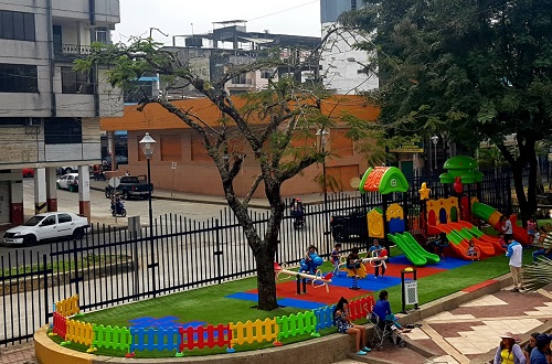 Malecón de Quevedo vuelve a convertirse en un lugar de encuentro familiar