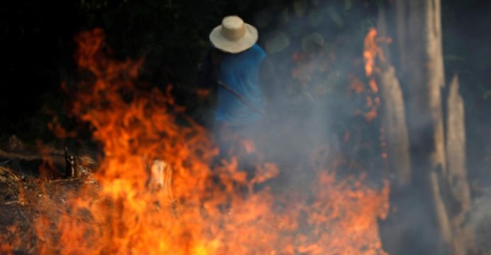 Proponen reunión urgente a países de la región Amazónica por incendios