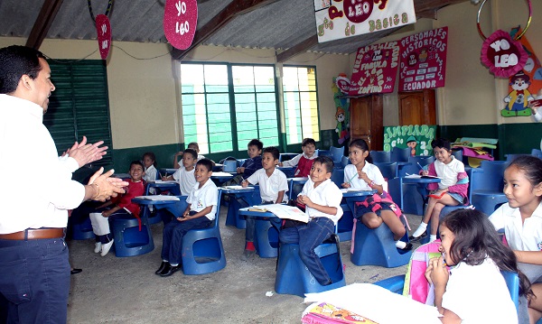 Quevedo: Escuela Municipal Ciudad del Norte recibe mejoras