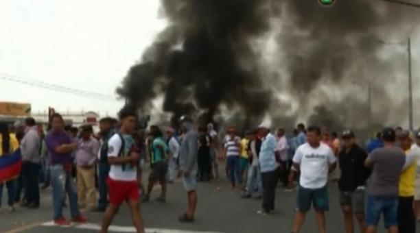 Equipo periodístico de TC televisión fue agredido durante protestas