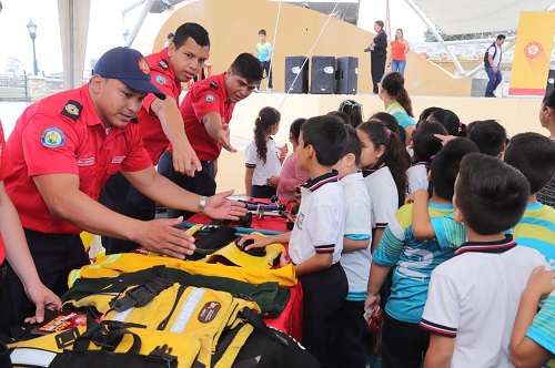 Navidad sin victimas campaña desarrollada por el Cuerpo de Bomberos de Babahoyo