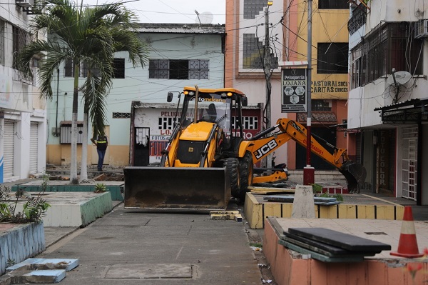 Alcaldía de Babahoyo construirá un parque recreativo en los bloques del banco de la vivienda