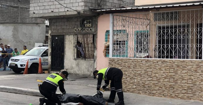 Hombre fue hallado muerto en Guayaquil