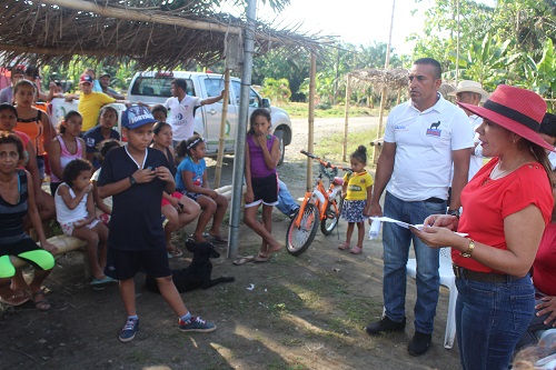 Vicealcaldesa de Quevedo visitó El Recinto San Vicente para constatar sus necesidades