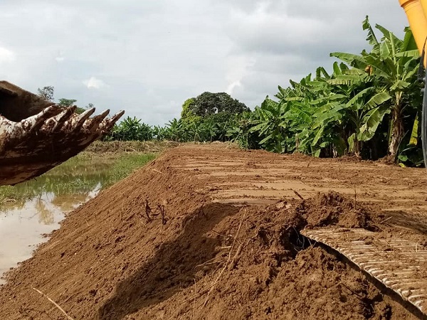 Vinces: Fortalecimiento de muros en Recinto Rancho Grande