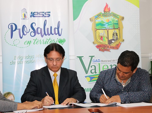 IESS de Los Ríos y Gad de Valencia firman convenio