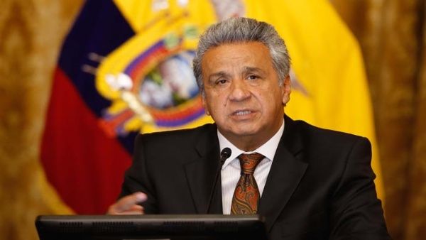 Moreno pide investigar mal manejo de cuerpos en morgues de Guayaquil