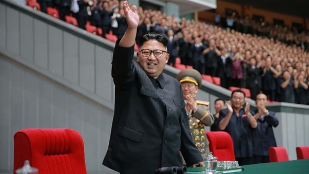 kim Jong-Un aparece en público por primera vez en 20 días tras los rumores sobre su salud