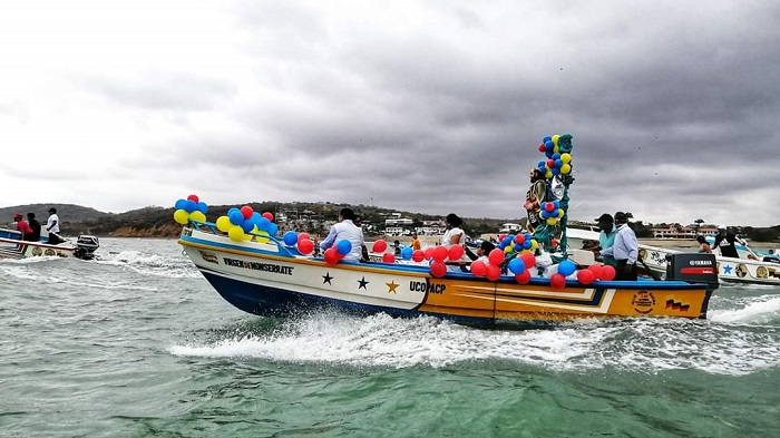 Con la fe en alto pescadores de Playas enfrentan la pandemia