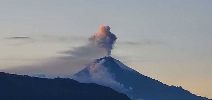 Cenizas por erupción del volcán Sangay llegan a la provincia de Los Ríos