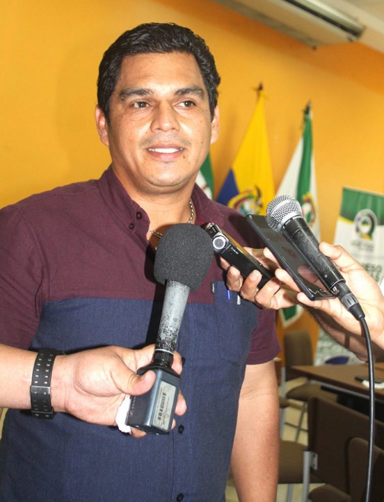 Alcalde de Valencia pide hacer un llamado de atención para Director de Obras Públicas de la Prefectura de Los Ríos