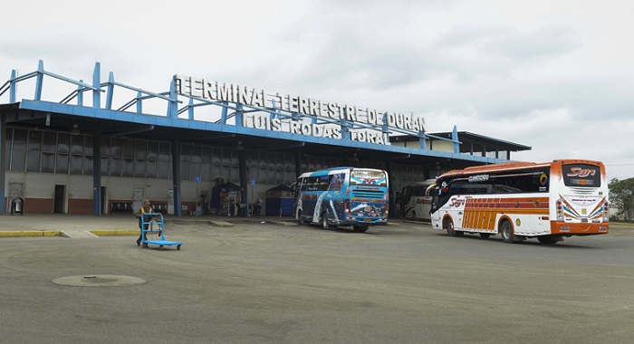 Desde este sábado se reinicia transportación interprovincial entre Guayas y Los Ríos