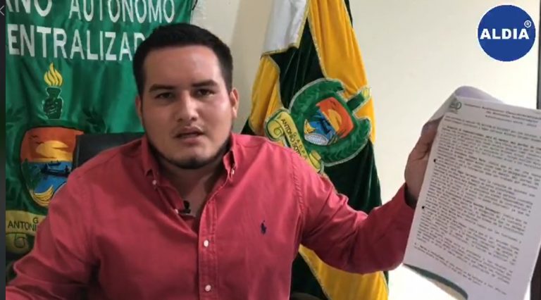 Presidente de la parroquia Antonio Sotomayor se defiende de las acusaciones de tres vocales