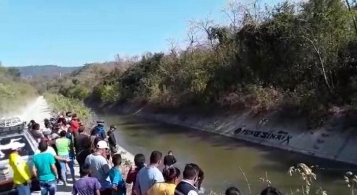 En Guayaquil, continúa la búsqueda de dos menores de edad ahogadas en ‘el canal de la muerte’